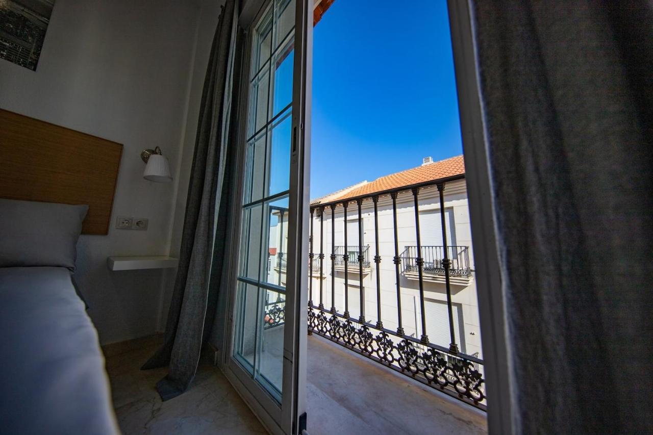 Private Rooftop & Elegant Studio - Center By Rems Málaga Exterior foto